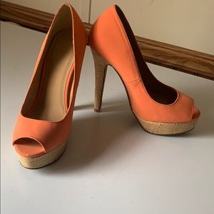 Brand new peach colored heels